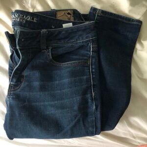 American eagle 8 short gently used blue jegging jeans